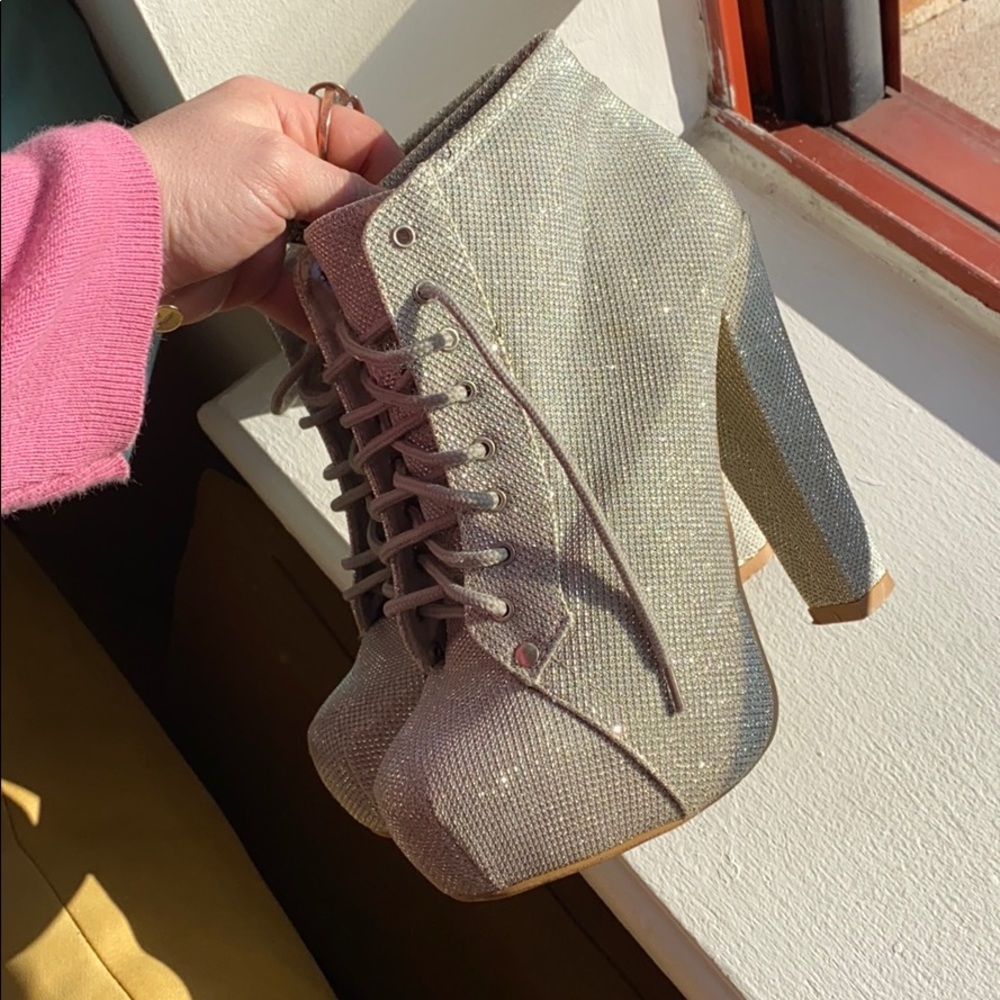 CRYSTAL SPARKLY HEELS